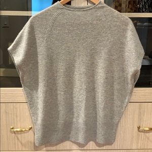 New without tags XS Vince 100% cashmere top